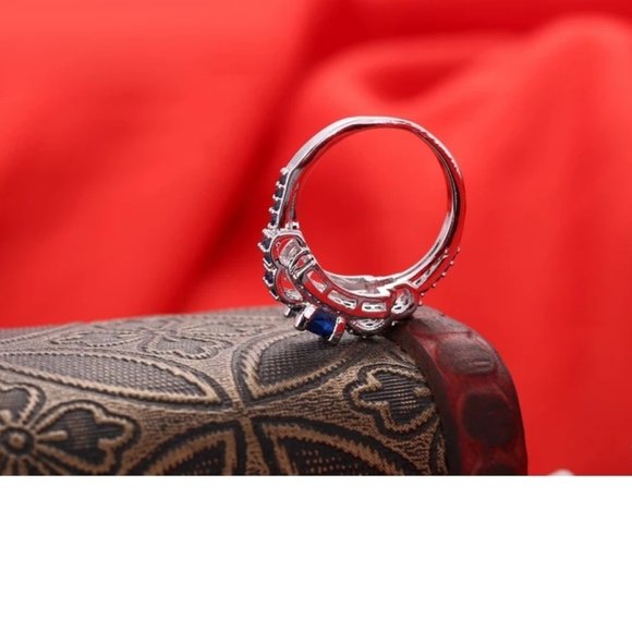 Stunning Princess Cut 1.50ctw Blue Sapphire / Diamond Anniversary Ring - Picture 7 of 8